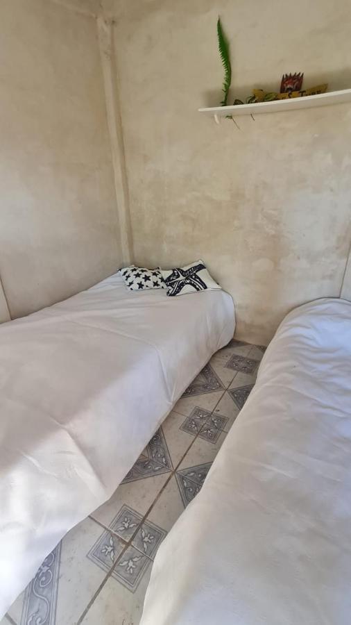 Surf & Turf Hotel Zacatecoluca Esterno foto